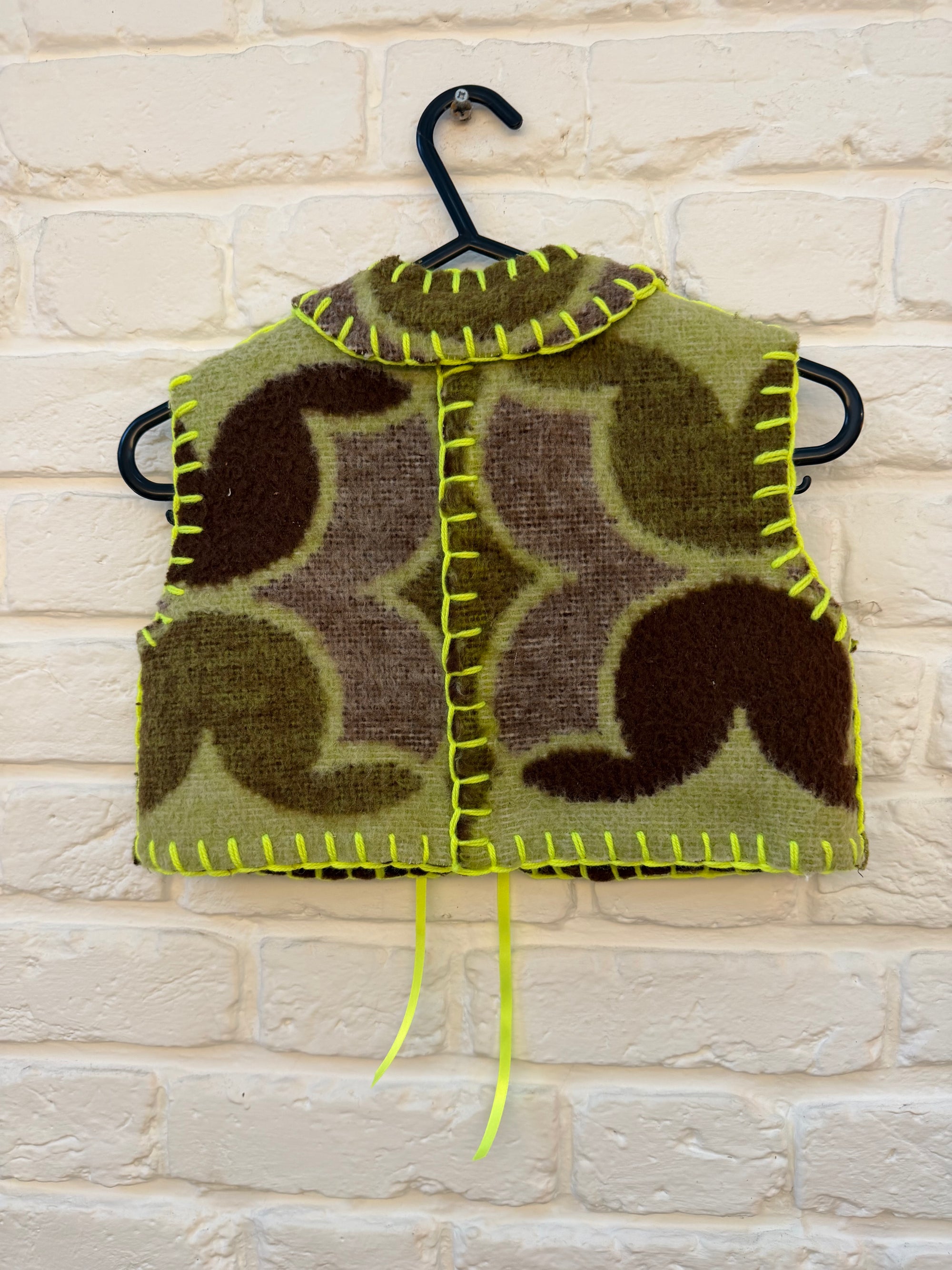 Kid's Blanket Vest Pattern